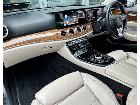 2017 Mercedes-Benz E Class - thumbnail 8