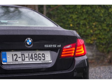 2012 BMW 5 Series - thumbnail 11
