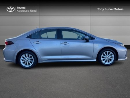 2022 Toyota Corolla - thumbnail 3