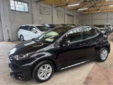 2023 Toyota Yaris - thumbnail 7