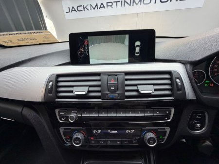 2016 BMW 3 Series - thumbnail 24