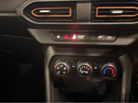 2023 Dacia Sandero STEPWAY EXPRESSION TCE 90 NBI €14,899 thumbnail