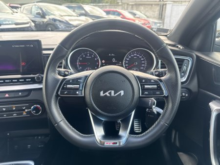 2023 Kia Ceed - photo 5