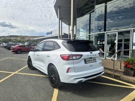 2023 Ford Kuga ST-LINE X 2.5L 225PS BLACK EDITION AUTO €38,650