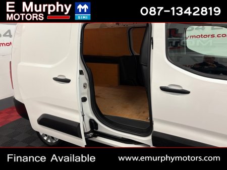 2022 Peugeot Partner - thumbnail 12