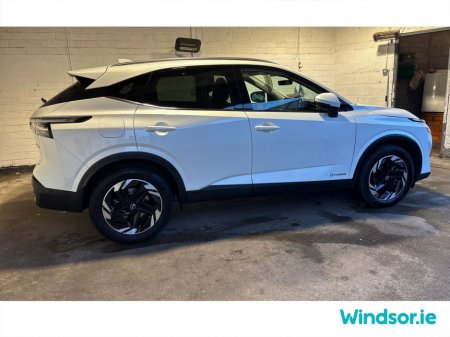 2025 Nissan Qashqai ePOWER QASHQAI SV PREMIUM €40,995 thumbnail