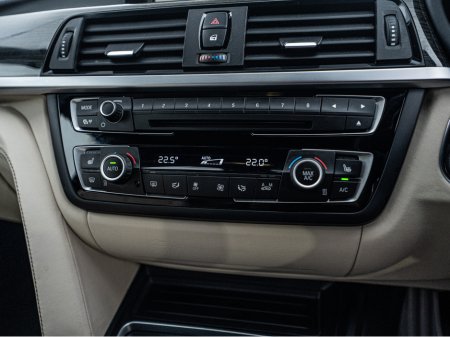 2017 BMW 4 Series 2017 BMW 420d M-Sport/1 owner/FSH/1yr warranty €27,888 thumbnail