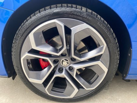 2022 Skoda Octavia - thumbnail 8