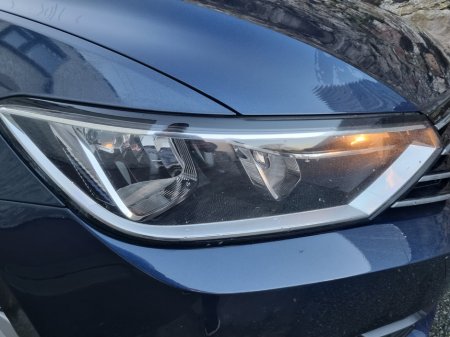 2017 Volkswagen Passat 1.6 TDI 120HP Trendline €9,499 thumbnail