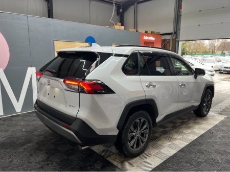 2025 Toyota Rav4 - thumbnail 2