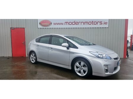 2011 Toyota Prius - photo 2