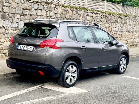2016 Peugeot 2008 - thumbnail 14