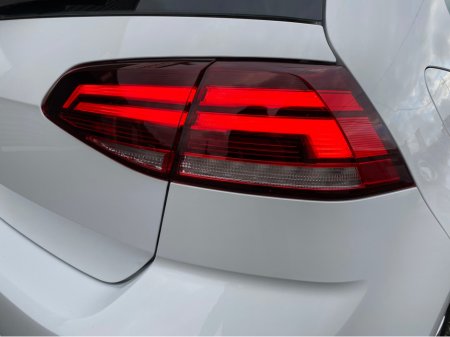 2019 Volkswagen Golf - thumbnail 31