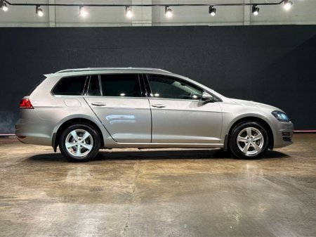 2017 Volkswagen Golf - thumbnail 2