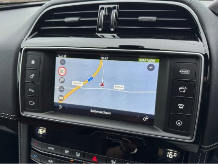 2016 Jaguar F-Pace - thumbnail 28