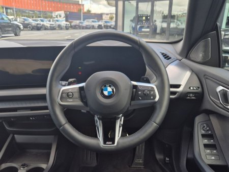 2025 BMW 2 Series - thumbnail 5