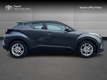2023 Toyota C-HR - photo 3