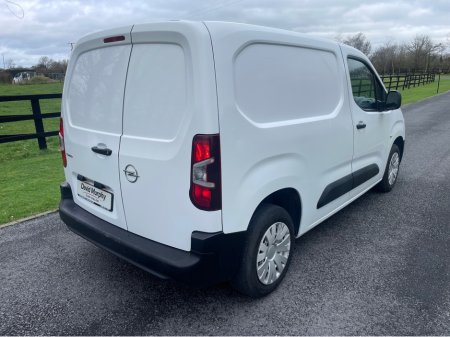 2021 Opel Combo - thumbnail 5