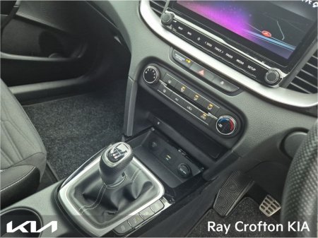 2023 Kia Ceed 1.6 MHEV GT Line Diesel €25,950 thumbnail