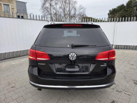 2013 Volkswagen Passat - thumbnail 9