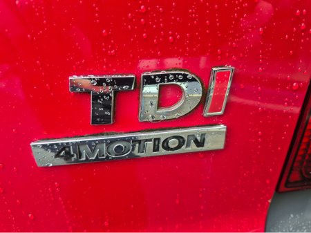 2012 Volkswagen Transporter KOMBI LWB 3000 140 BHP 4MOTION €15,750 thumbnail