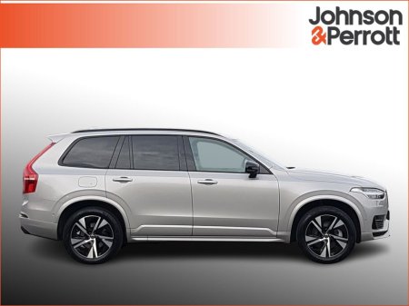 2025 Volvo XC90 T8 455bhp PHEV AWD Plus Dark (Three Year Volvo Selekt Warranty + Two Year Volvo Service Plan) €91,900 thumbnail