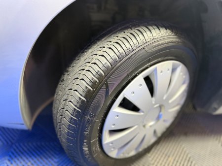 2015 Nissan Micra - thumbnail 16