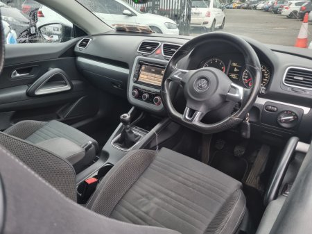 2010 Volkswagen Scirocco - thumbnail 7