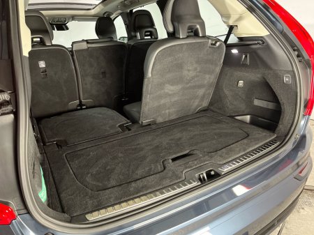 2023 Volvo XC90 - thumbnail 12