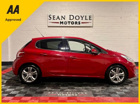 2014 Peugeot 208 - thumbnail 4