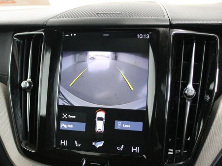 2019 Volvo XC60 - thumbnail 17