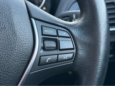 2017 BMW 1 Series - thumbnail 22