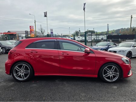 2016 Mercedes-Benz A Class A180 AMG LINE INTERIOR SUNFOOF  - HALF LEATHER HEATED SEATS - REV CAMERA - HI SPEC / SYSTEM LOW ROAD TAX BAND / SIMI DEALER thumbnail