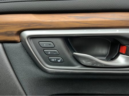 2021 Honda CR-V €32950 2021 HONDA CR-V HEV EX 2.0 AUTOMATIC / CRUISE CONTROL / REVERSE CAMERA / ELECTRIC MEMORY & HEATED SEATS / PADDLE SHIFTERS €32,950 thumbnail