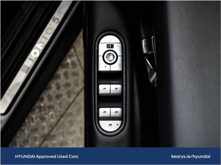 2023 Hyundai Ioniq Executive Plus 58kWh €26,490 thumbnail