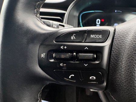 2024 Kia Stonic 1.0P 242 5 YEARS KIA WARRANTY! ONE OWNER FROM NEW! SHOWROOM CONDITION! Reversing Camera, Lane Departure Warning, Multi-Function Steering Wheel, €23,900 thumbnail