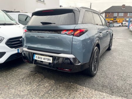 2025 Peugeot 5008 E 5008 GT-LINE 73KW 213BHP FULLY ELECTRIC €47,950 thumbnail