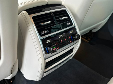2020 BMW 7 Series - thumbnail 10