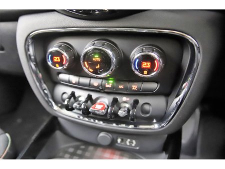 2016 MINI Clubman - thumbnail 17