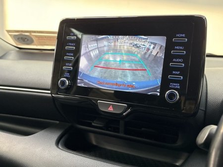 2021 Toyota Yaris HYBRID LUNA 4DR AUTO €21,950 thumbnail