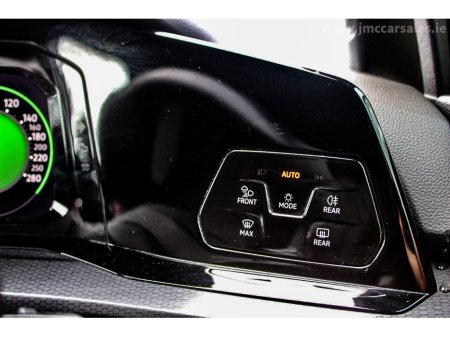 2021 Volkswagen Golf - thumbnail 24