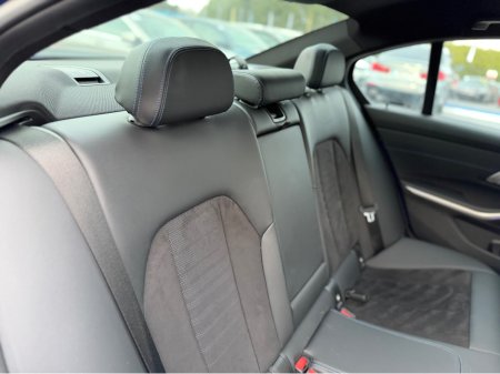 2020 BMW 3 Series - thumbnail 34