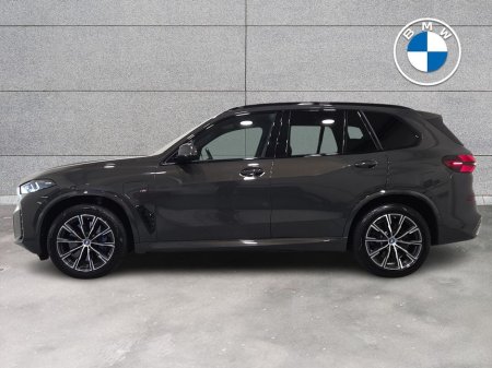 2023 BMW X5 - thumbnail 3