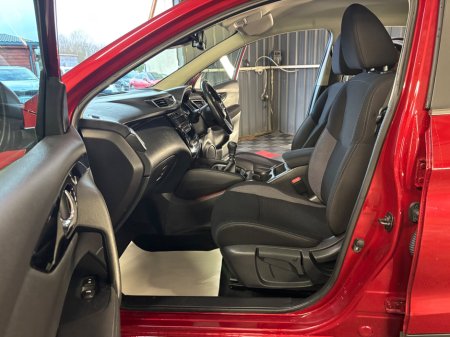 2018 Nissan Qashqai - thumbnail 15