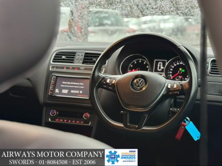 2017 Volkswagen Polo 1.2 TSI DSG 5DR - HIGH SPEC €11,950 thumbnail