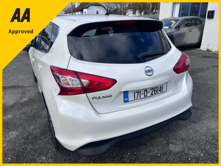 2017 Nissan Pulsar - thumbnail 25