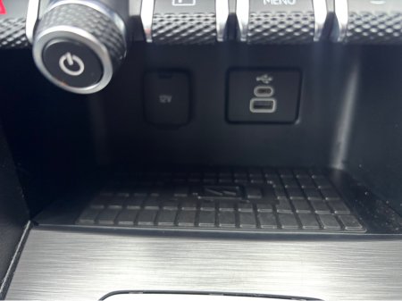 2024 Volkswagen Amarok AVENTURA V6 TDI 4M DC 4MOTION €61,900 thumbnail