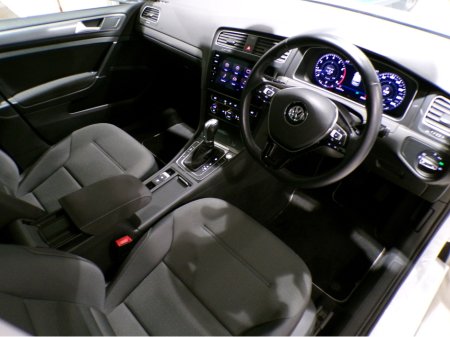 2018 Volkswagen Golf *2018*ONLY 16,000 MILES*AUTO*VW GOLF 1.2 MARK 7.5*COLOUR CAMERA*SAT-NAV*APPLE-CARPLAY*ANDROID AUTO*UP-GRADED VW ALLOYS*XL MEDIA*FLAT-BOTTOM SPORT STEERING WHEEL WITH ADAPTIVE CRUISE CONTROL**RADAR ASS €18,900 thumbnail