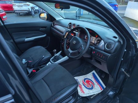 2019 Suzuki Vitara 1.6 DDiS SZ5 ALLGRIP MT €19,950 thumbnail