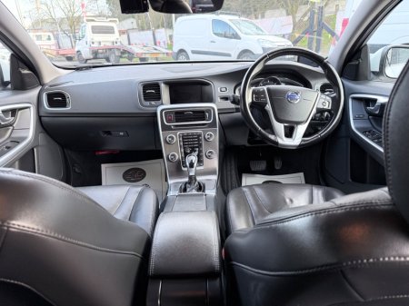 2016 Volvo V60 - thumbnail 14